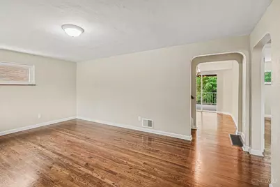 5931 N Glen Road, Green Township, OH 45248 - Photo 4