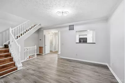 764 Southmeadow Circle, Springfield Township, OH 45231 - Photo 14