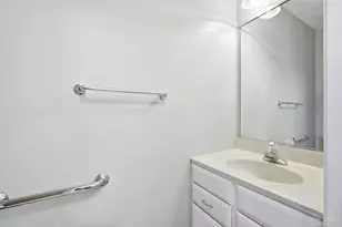 764 Southmeadow Circle, Springfield Township, OH 45231 - Photo 22