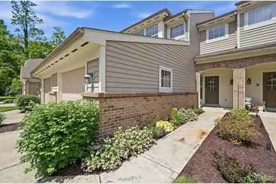 764 Southmeadow Circle, Springfield Township, OH 45231 - Photo 4