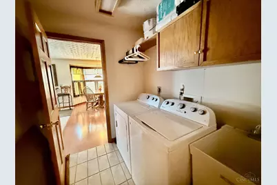 6821 Cincinnati Dayton Road, Liberty Township, OH 45044 - Photo 32