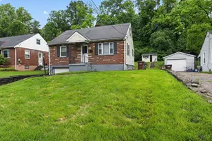 218 Ridgeway Rd, Cincinnati, OH 45216 - Photo 4