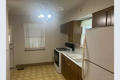 2721 Byrneside Drive, Colerain Township, OH 45239 - Photo 6