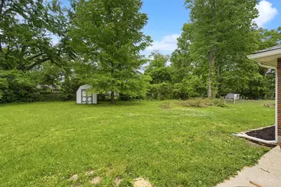 836 Fayebanks Lane, Union Township, OH 45245 - Photo 6