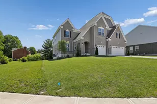 8201 Stone Dr., West Chester, OH 45241 - Photo 2