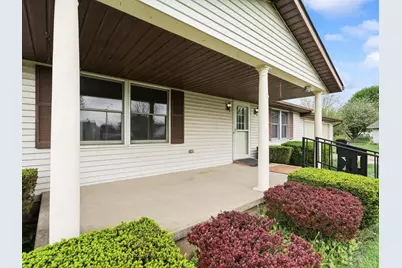 47 Lawnview Drive, Wilmington, OH 45177 - Photo 2