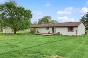 47 Lawnview Dr, Wilmington, OH 45177 - Photo 14