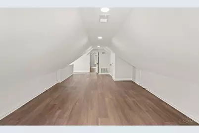 2028 Burnet Avenue, Cincinnati, OH 45219 - Photo 32