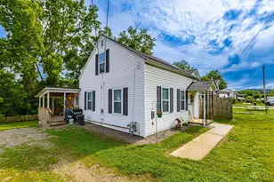 508 E 7th St, Manchester, OH 45144 - Photo 2