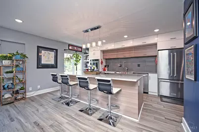 2200 Victory Parkway #709, Cincinnati, OH 45206 - Photo 2