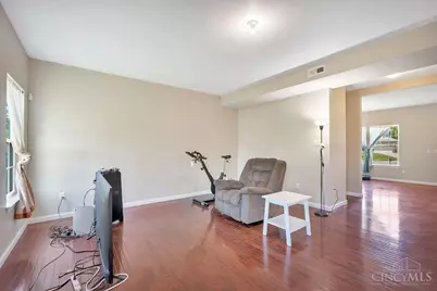 2625 Arroyo Ridge Court, Hamilton, OH 45011 - Photo 6