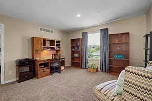 5741 Sawyers Mill Dr, Middletown, OH 45042 - Photo 20