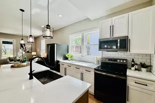 4605 Thoburne St, Cincinnati, OH 45227 - Photo 6