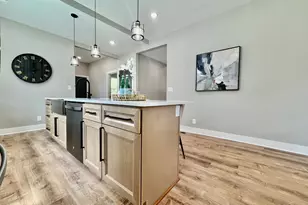 4605 Thoburne St, Cincinnati, OH 45227 - Photo 8