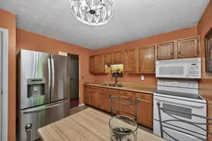 2220 Miles Rd, Colerain Township, OH 45231 - Photo 12