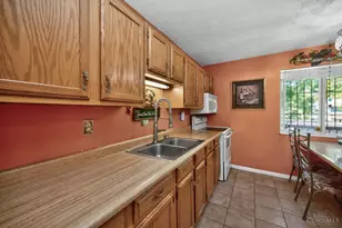 2220 Miles Rd, Colerain Township, OH 45231 - Photo 14