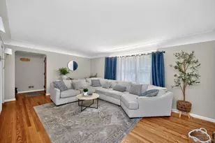 3270 Renfro Ave, Cincinnati, OH 45211 - Photo 6