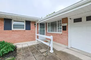 877 Tivoli Ln, Springdale, OH 45246 - Photo 4