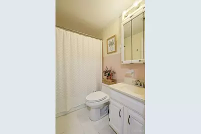 877 Tivoli Lane, Springdale, OH 45246 - Photo 24