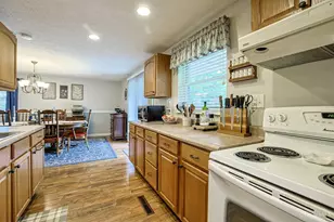 877 Tivoli Ln, Springdale, OH 45246 - Photo 16
