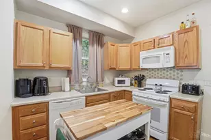 2355 Chickasaw St, Cincinnati, OH 45219 - Photo 14