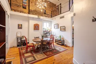 1407 Main St, Cincinnati, OH 45202 - Photo 2