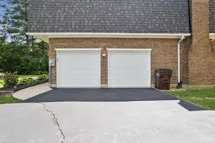 1073 Marla Dr, Milford, OH 45150 - Photo 4