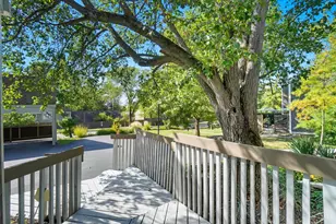9870 Timbers Dr, Blue Ash, OH 45242 - Photo 46