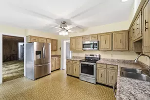 4 Beechurst Woods Ln, Green Township, OH 45233 - Photo 14