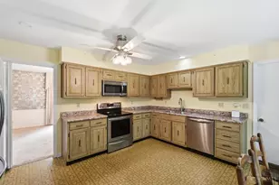 4 Beechurst Woods Ln, Green Township, OH 45233 - Photo 12