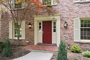 2082 Beech Grove Dr, Green Township, OH 45233 - Photo 4