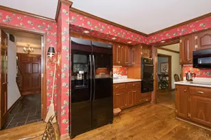2082 Beech Grove Dr, Green Township, OH 45233 - Photo 16