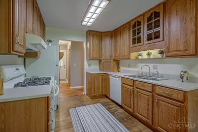 51 Chamberlin Court, Hamilton, OH 45013 - Photo 6