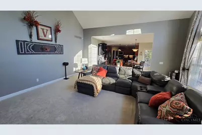 2440 Ashton Court, Cincinnati, OH 45244 - Photo 14