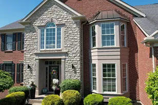 2440 Ashton Ct, Cincinnati, OH 45244 - Photo 2