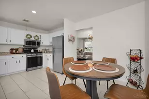 11649 Kenn Rd, Cincinnati, OH 45240 - Photo 12
