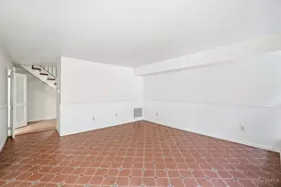 2111 Sutton Ave, Cincinnati, OH 45230 - Photo 8