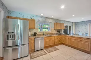 3345 Longmeadow Ln, Amberley, OH 45236 - Photo 10