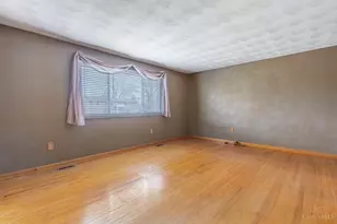 903 Dunaway St, Miamisburg, OH 45342 - Photo 4