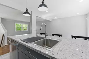 11662 Sharonwoods Ct, Cincinnati, OH 45241 - Photo 12
