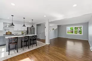 11662 Sharonwoods Ct, Cincinnati, OH 45241 - Photo 8