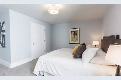 163 E McMicken Avenue, Cincinnati, OH 45202 - Photo 20