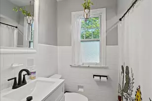 6302 Heitzler Ave, Cincinnati, OH 45224 - Photo 14