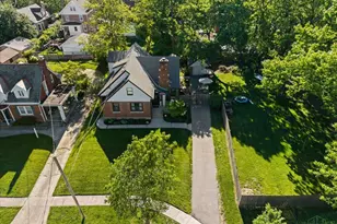 6302 Heitzler Ave, Cincinnati, OH 45224 - Photo 2