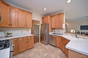 913 Bilamy Ct, Springfield Township, OH 45224 - Photo 8