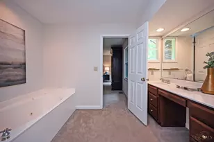913 Bilamy Ct, Springfield Township, OH 45224 - Photo 16
