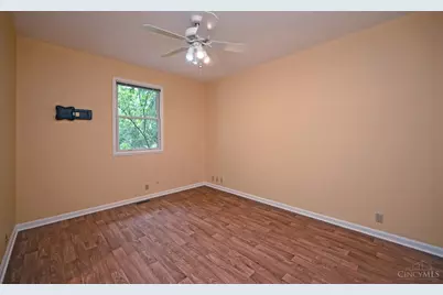 913 Bilamy Court, Springfield Township, OH 45224 - Photo 28