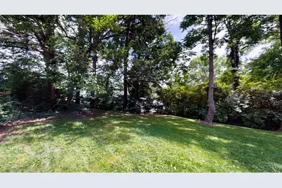 756 Clinton Springs Avenue, Cincinnati, OH 45229 - Photo 38