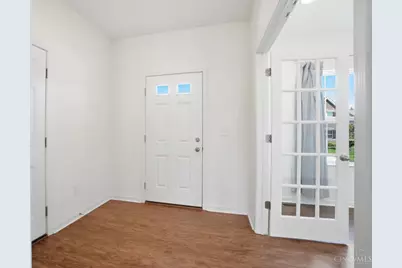 1236 Sinclair Drive, Maineville, OH 45039 - Photo 2