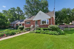 1613 Norcol Ln, Cincinnati, OH 45231 - Photo 2